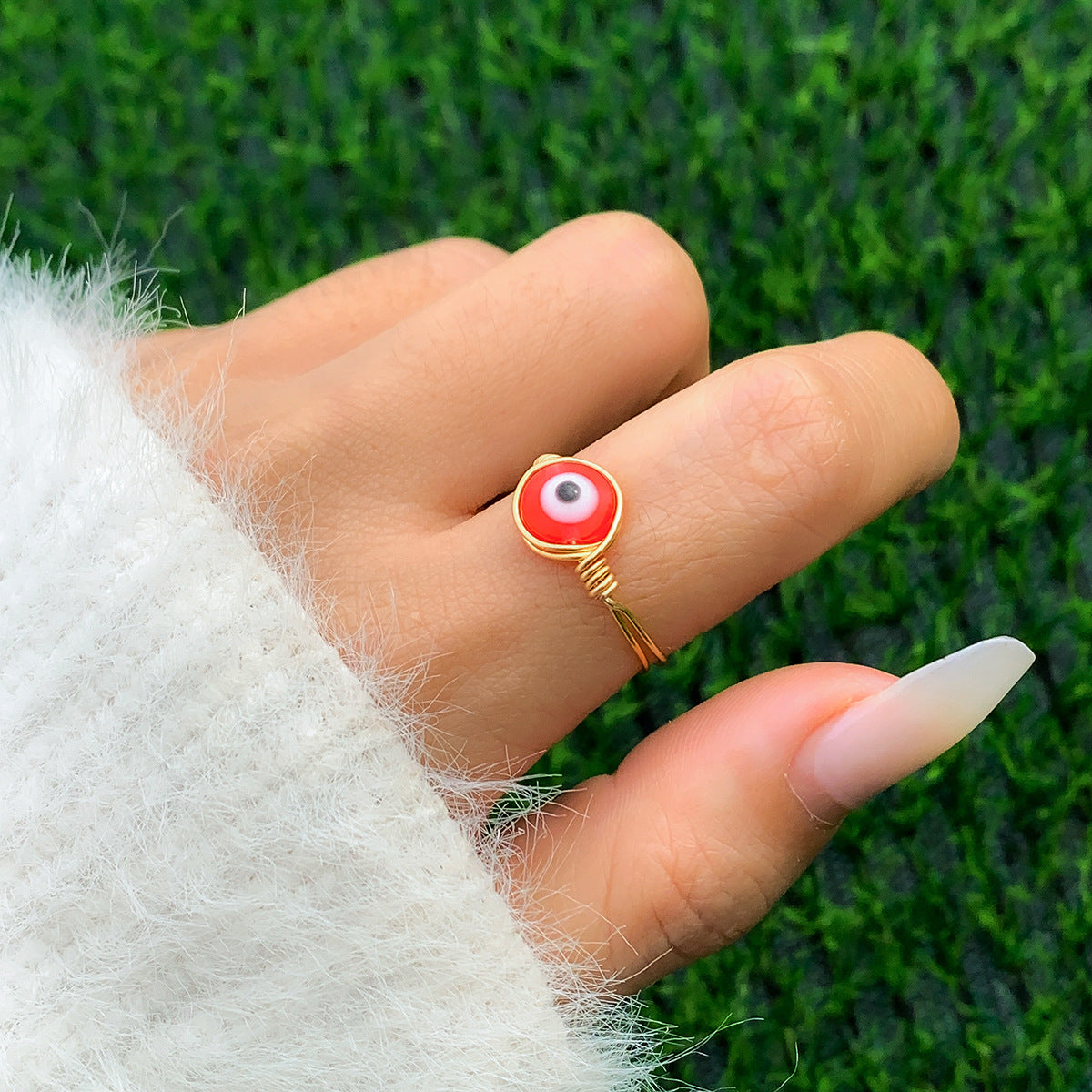 Anillo de ojos azules acrílicos al por mayor
